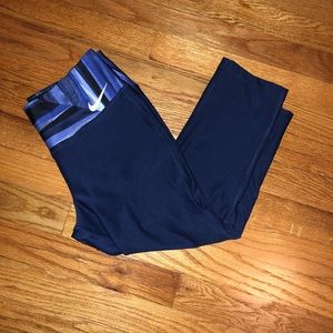 Crop Nike workout pants